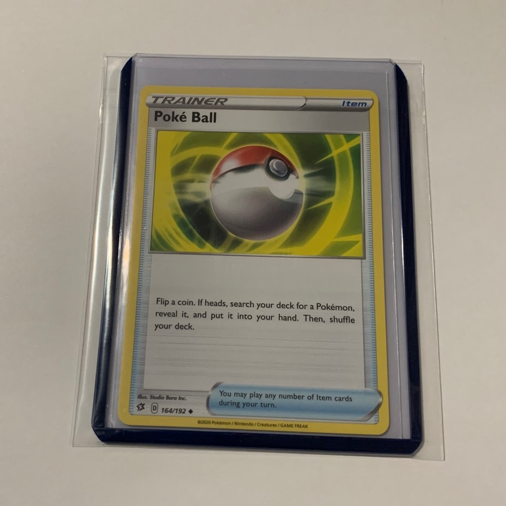 Poké Ball ‘20 Pokémon Trainer Card